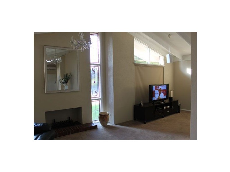 9 Geneva Court, Frankston VIC 3199