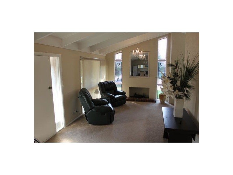 9 Geneva Court, Frankston VIC 3199