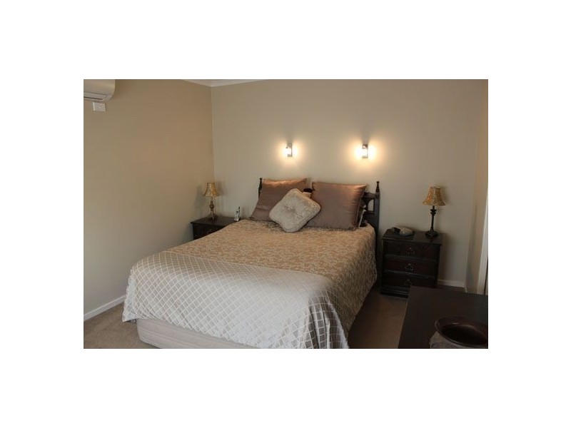 9 Geneva Court, Frankston VIC 3199