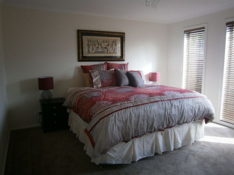 4/21 Raneen Drive, Langwarrin VIC 3910