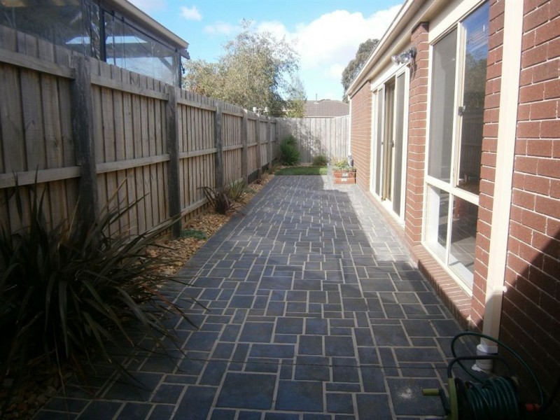 4/21 Raneen Drive, Langwarrin VIC 3910