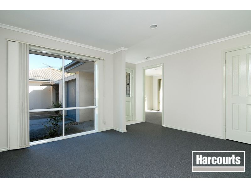 10 Oasis court, Patterson Lakes VIC 3197