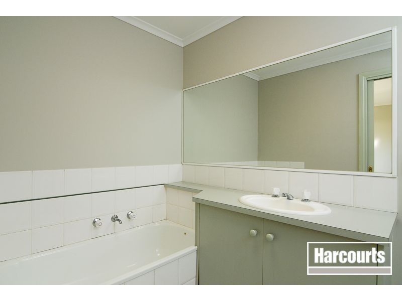 10 Oasis court, Patterson Lakes VIC 3197