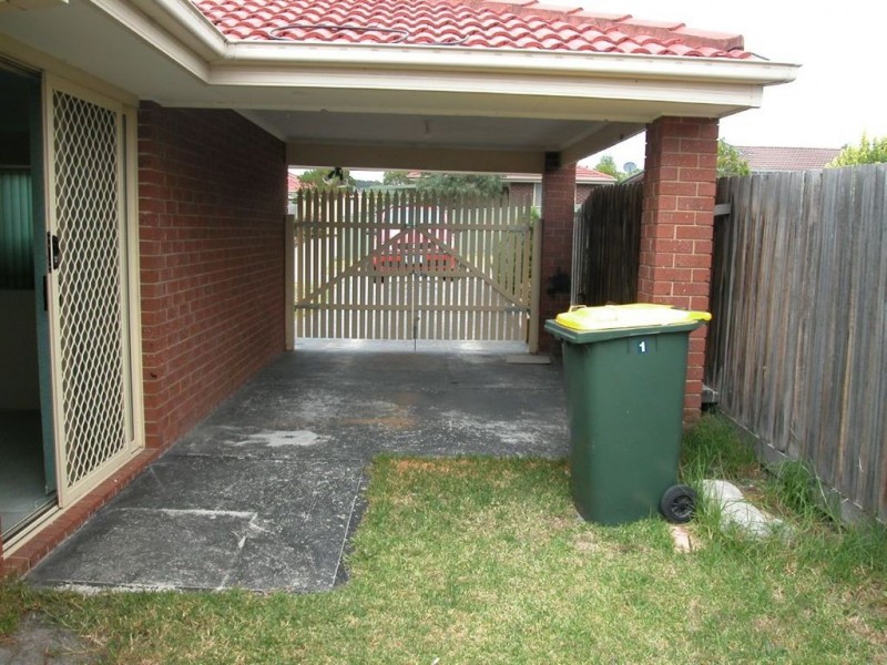 1 Sandra Court, Langwarrin VIC 3910