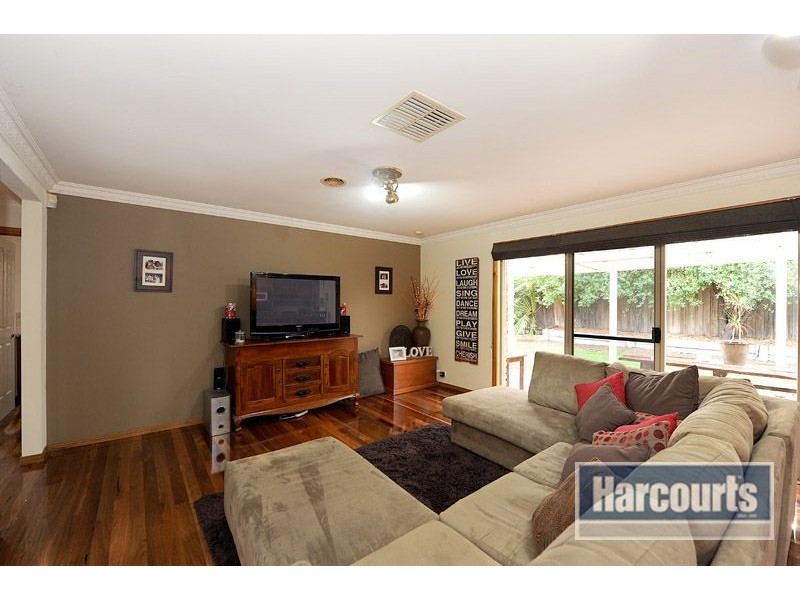 6 Fern Mews, Langwarrin VIC 3910