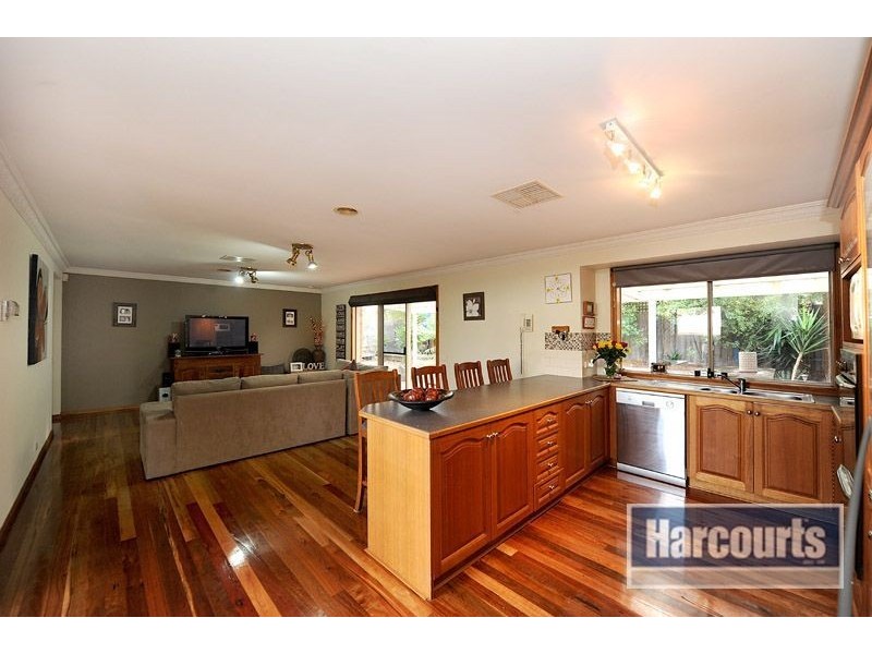 6 Fern Mews, Langwarrin VIC 3910