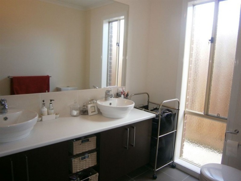 4/21 Raneen Drive, Langwarrin VIC 3910