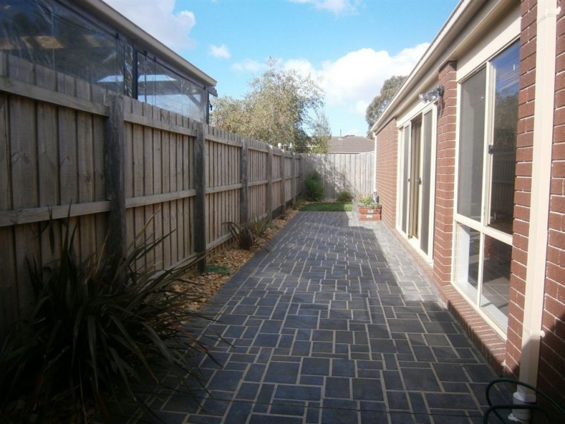 4/21 Raneen Drive, Langwarrin VIC 3910