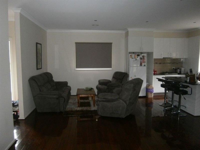 1/5 Serra Close, Langwarrin VIC 3910