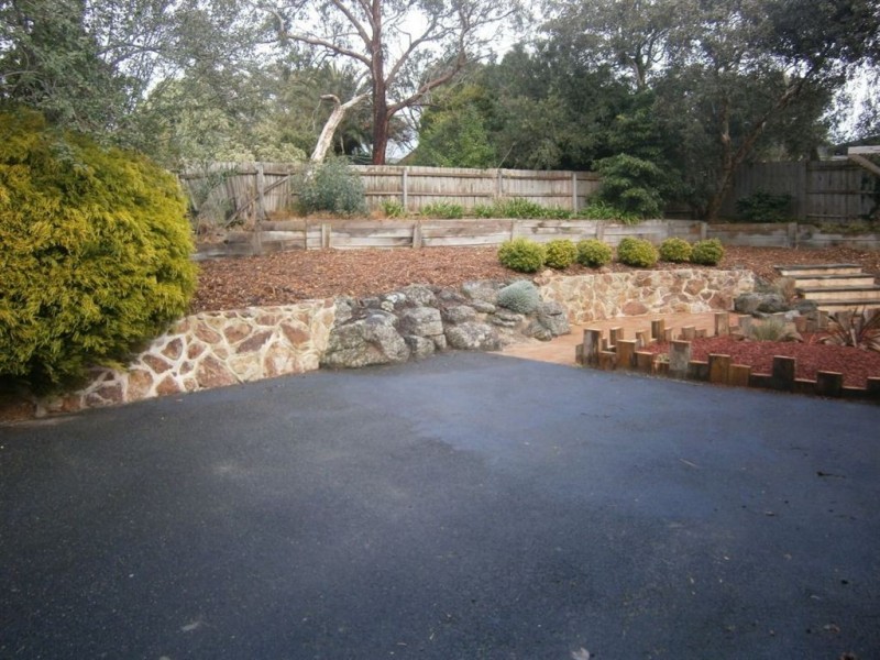 2 Hakea Court, Langwarrin VIC 3910