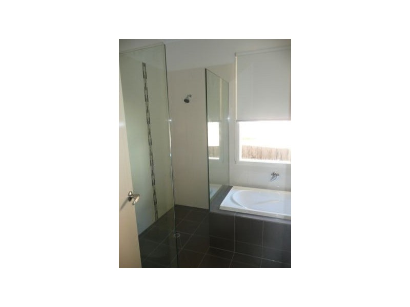 1/8 Lawrey Street, Frankston VIC 3199