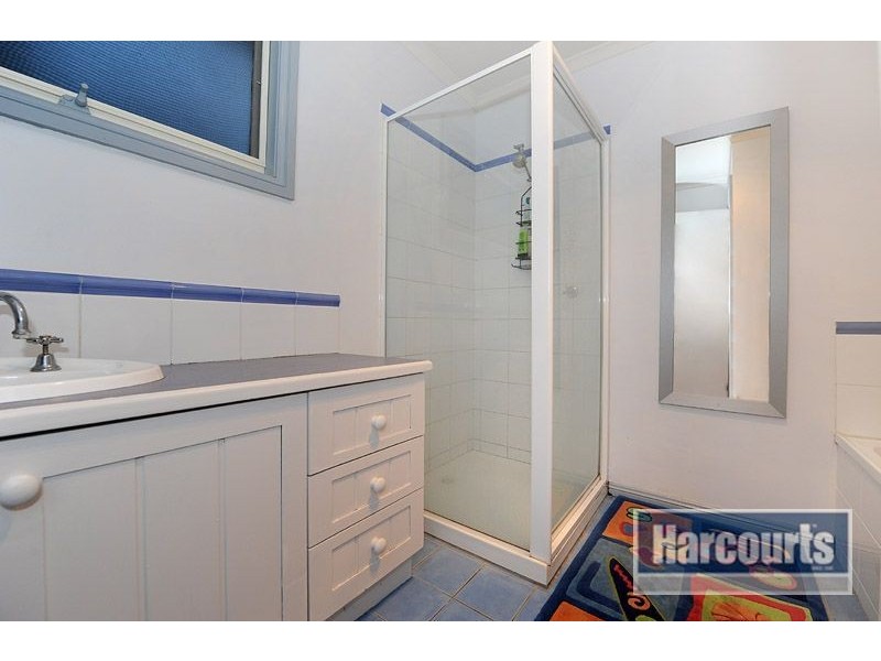 10 Gum Hill Drive, Langwarrin VIC 3910