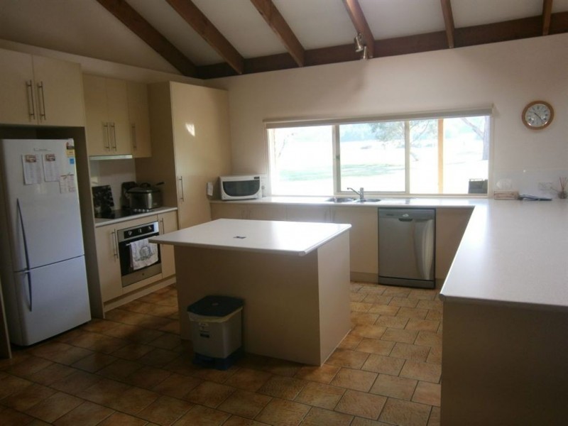 200 Hendersons Road, Hastings VIC 3915