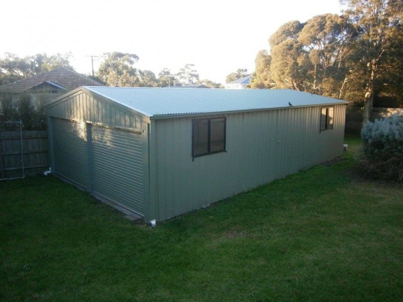 2 Lloyd Street, Langwarrin VIC 3910