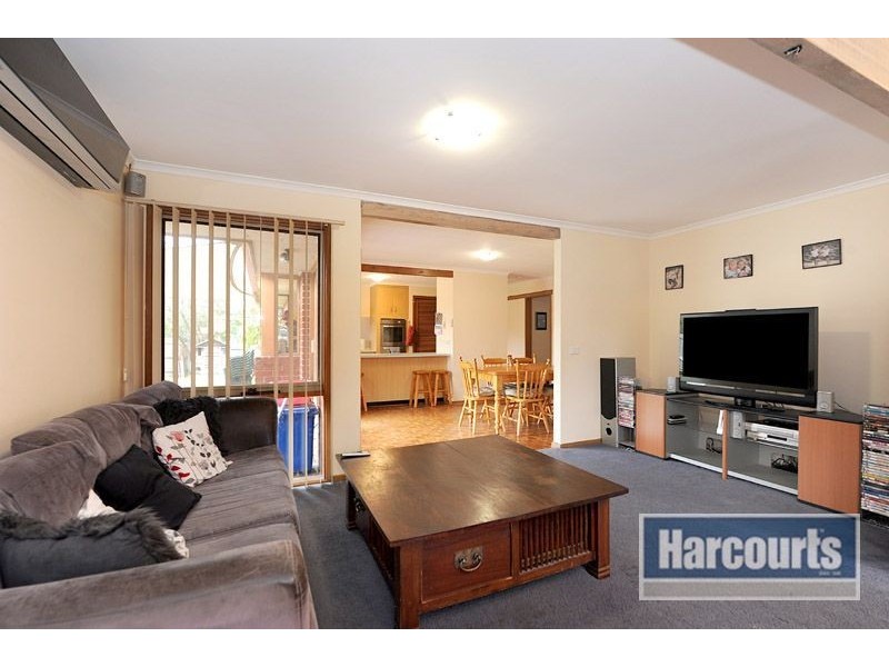 10 Melaleuca Crescent, Langwarrin VIC 3910