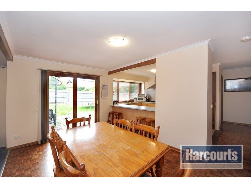 10 Melaleuca Crescent, Langwarrin VIC 3910