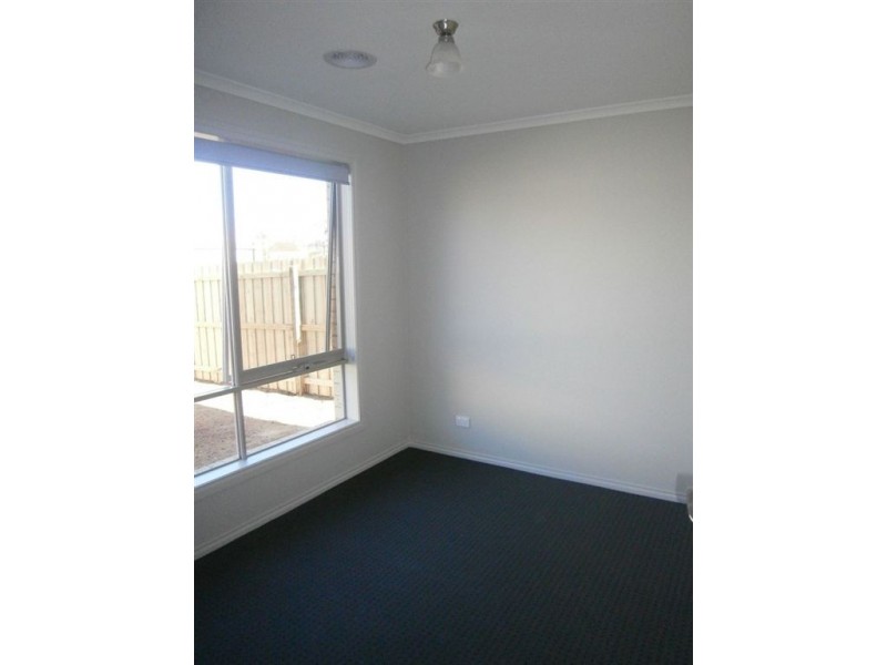 24 Myhaven Circuit, Carrum Downs VIC 3201