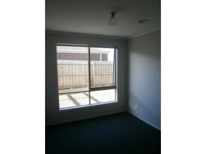 24 Myhaven Circuit, Carrum Downs VIC 3201