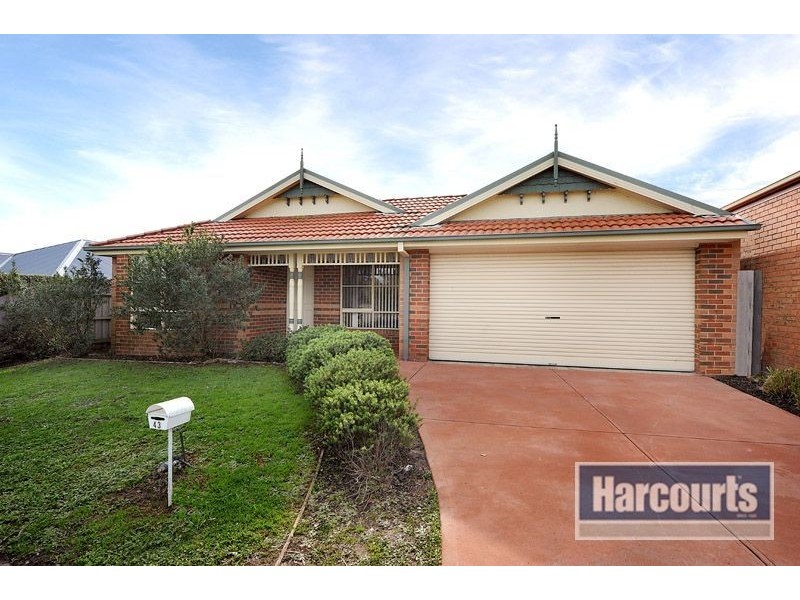 43 Sunny Vale Drive, Langwarrin VIC 3910