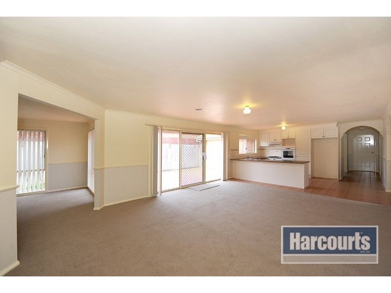 43 Sunny Vale Drive, Langwarrin VIC 3910