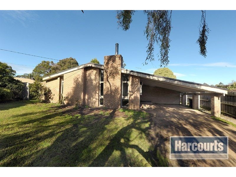 8 Kuranda Street, Langwarrin VIC 3910