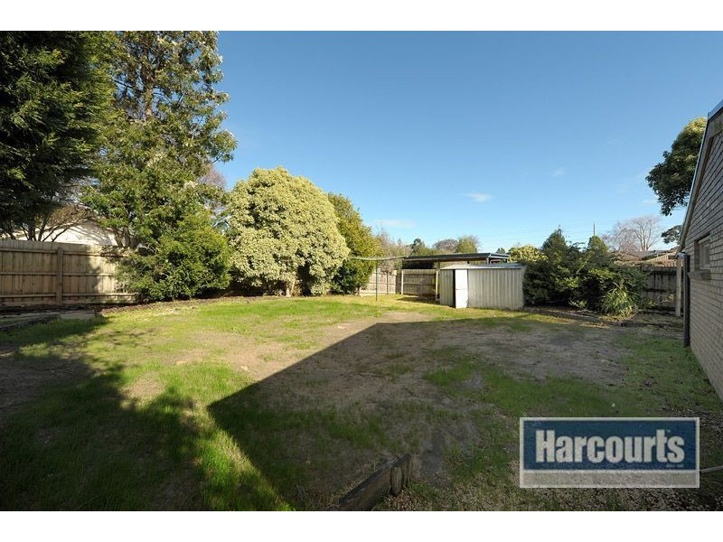 8 Kuranda Street, Langwarrin VIC 3910