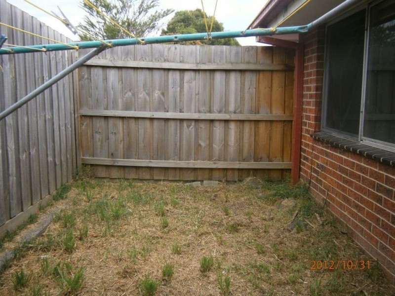 3/4 Samada Street, Frankston VIC 3199