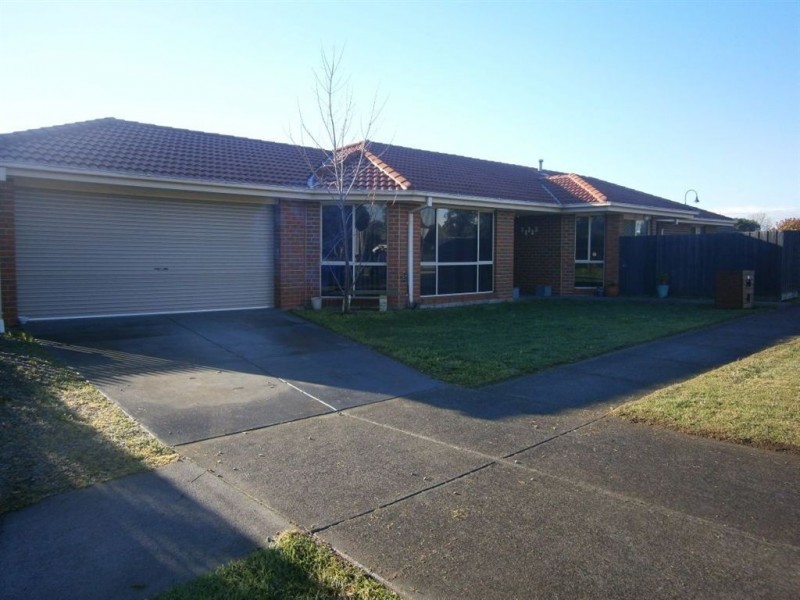 16 Norworran Way, Langwarrin VIC 3910