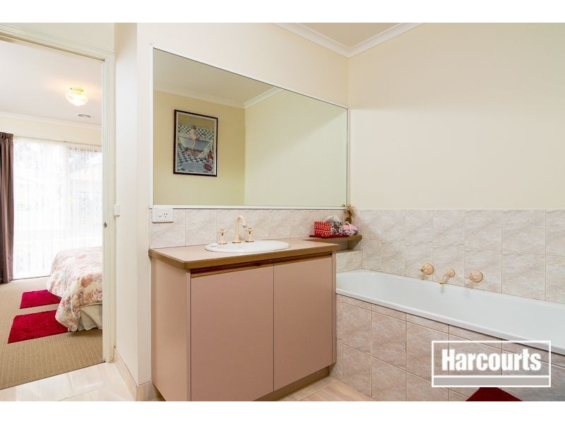 2 Monique Drive, Langwarrin VIC 3910