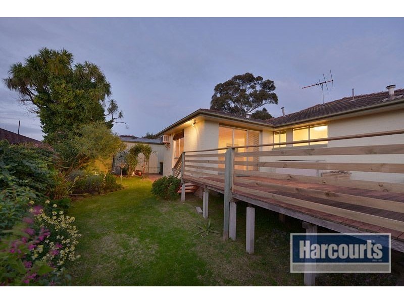 2 Hilton Court, Frankston VIC 3199