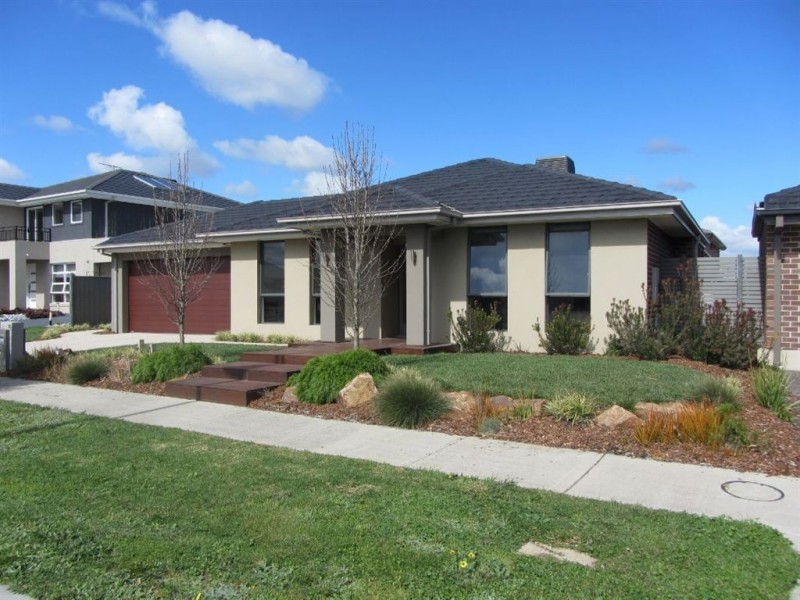 25 Alysha Avenue, Lyndhurst VIC 3975