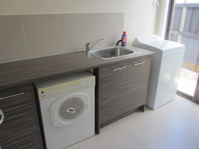 25 Alysha Avenue, Lyndhurst VIC 3975