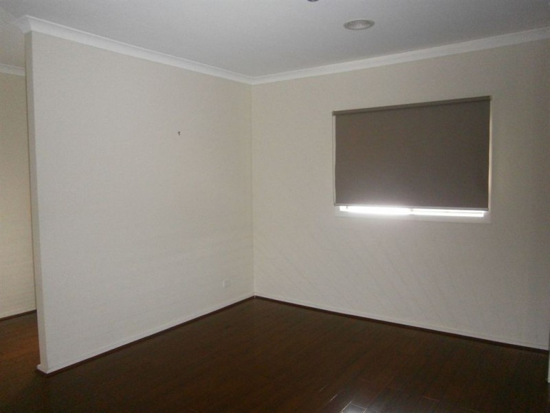 1/5 Serra Close, Langwarrin VIC 3910