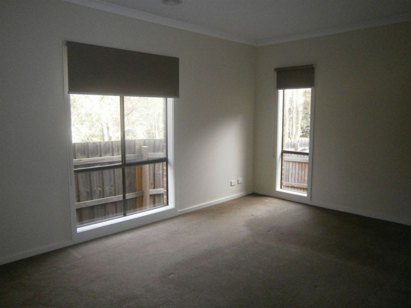 1/5 Serra Close, Langwarrin VIC 3910
