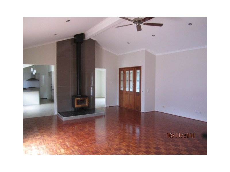 42 Maria Drive, Langwarrin VIC 3910