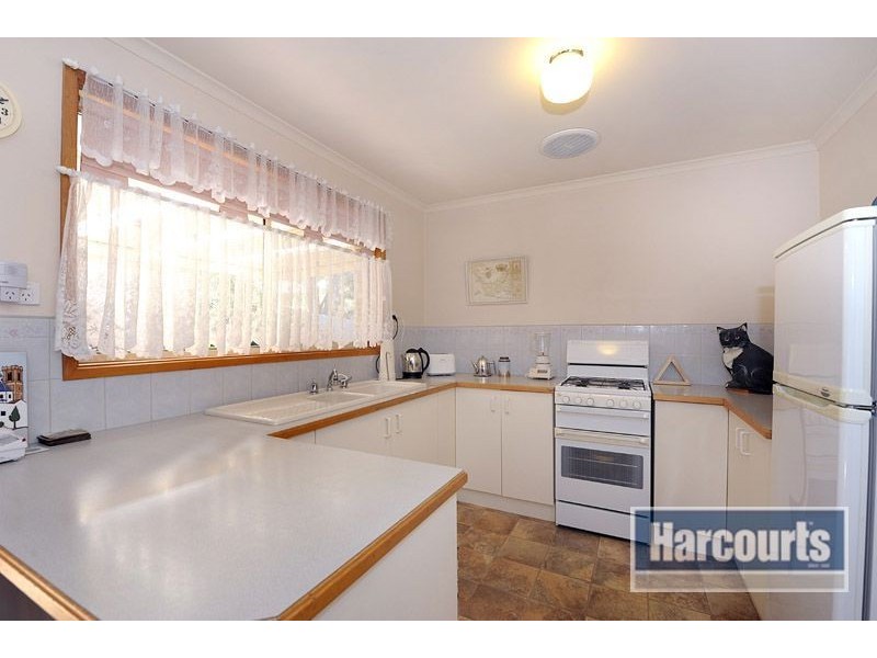 2/15 Peninsula Crescent, Langwarrin VIC 3910