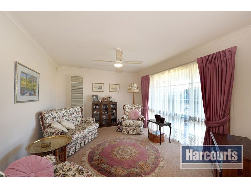 2/15 Peninsula Crescent, Langwarrin VIC 3910