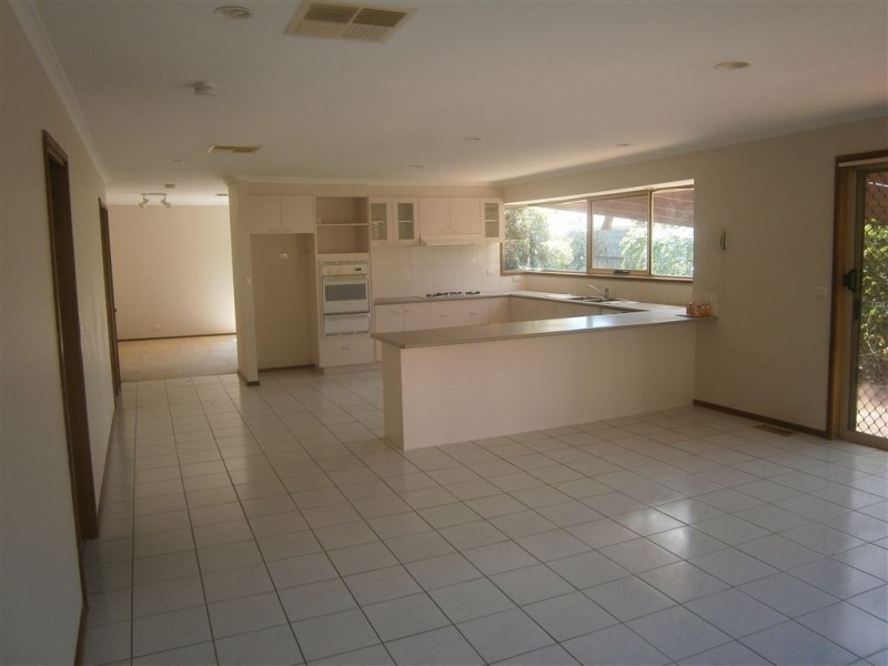 70 Monze Drive, Langwarrin VIC 3910