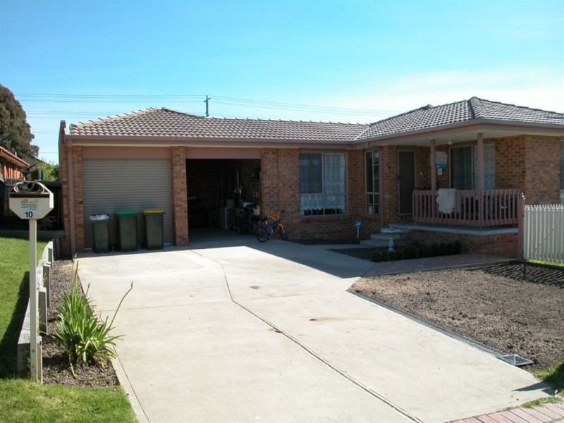 10 Warrindale Close, Langwarrin VIC 3910