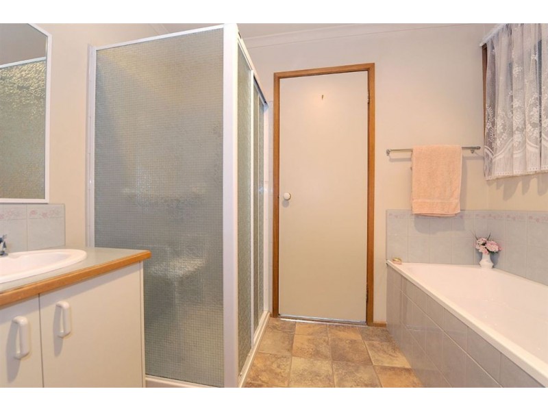 2/15 Peninsula Crescent, Langwarrin VIC 3910