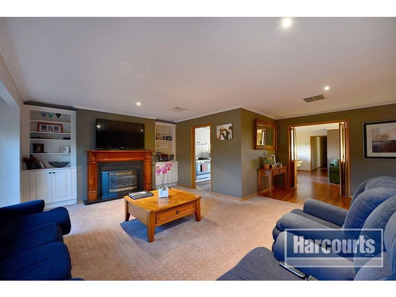 15 Australis Close, Langwarrin VIC 3910