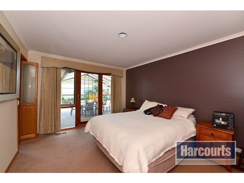 15 Australis Close, Langwarrin VIC 3910