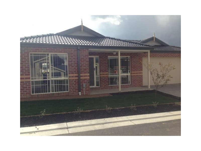 4/40 Potts Road, Langwarrin VIC 3910