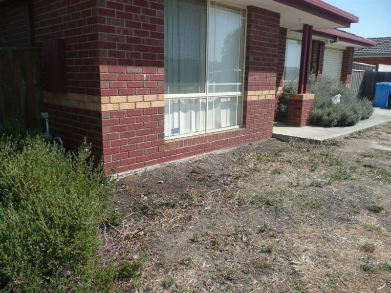 1 Merrijig Avenue, Cranbourne VIC 3977