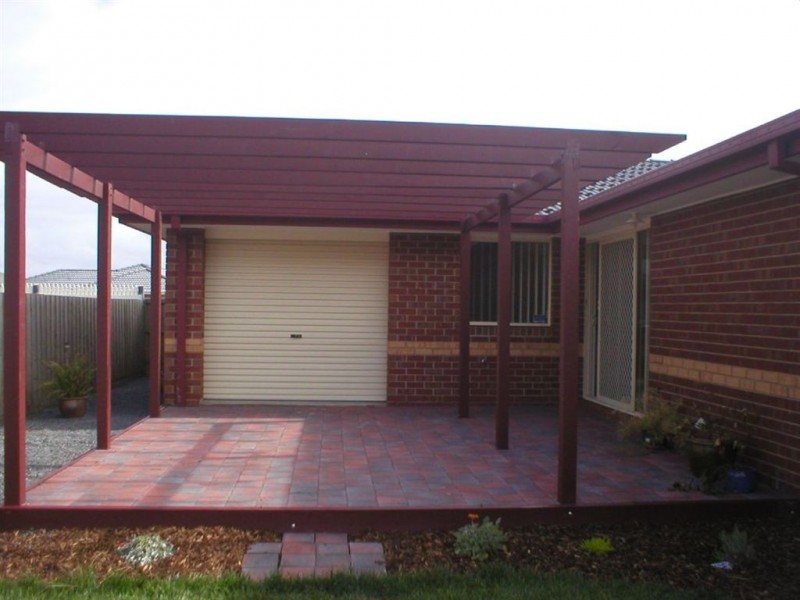 1 Merrijig Avenue, Cranbourne VIC 3977
