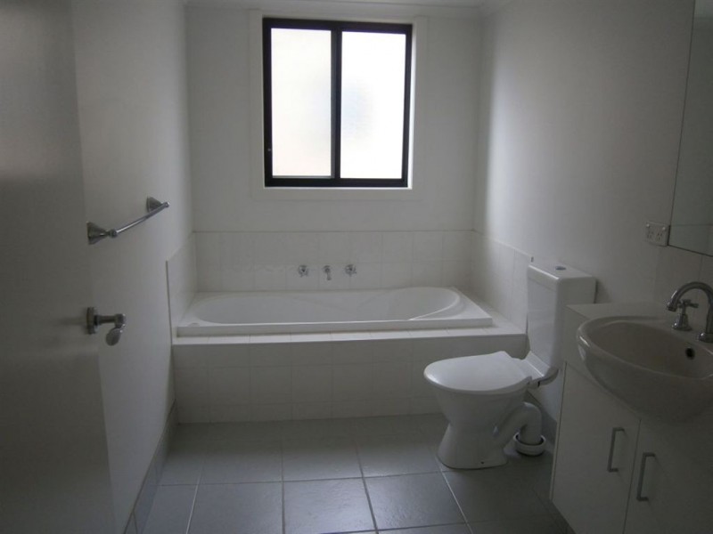 8A Protea Street, Carrum Downs VIC 3201