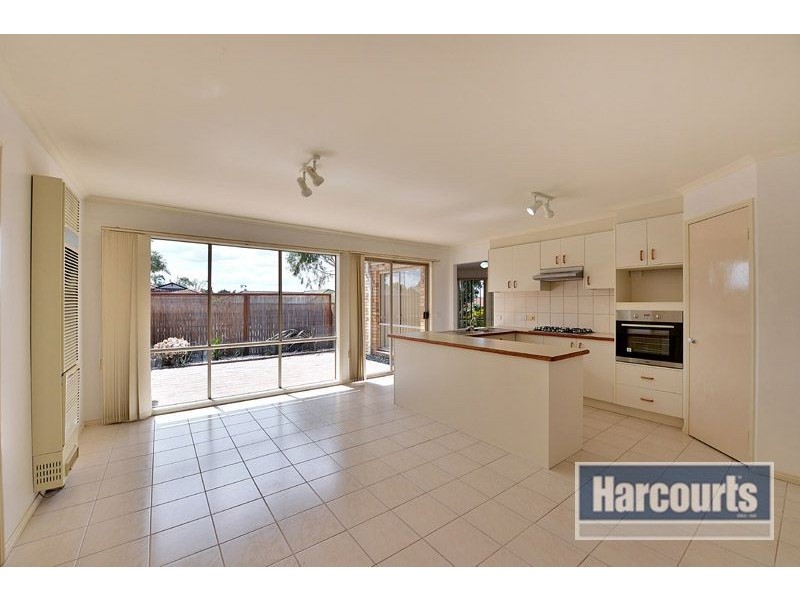 6 Noel Road, Langwarrin VIC 3910