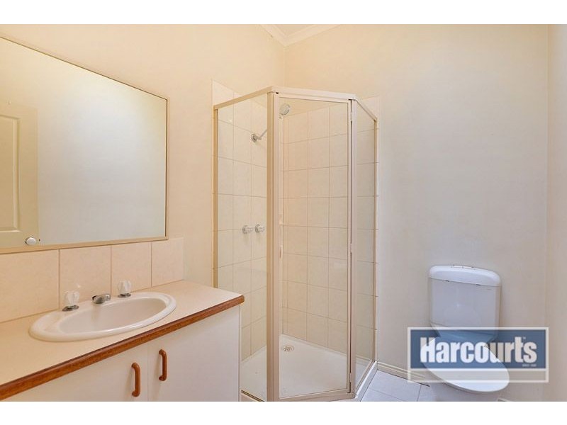 6 Noel Road, Langwarrin VIC 3910