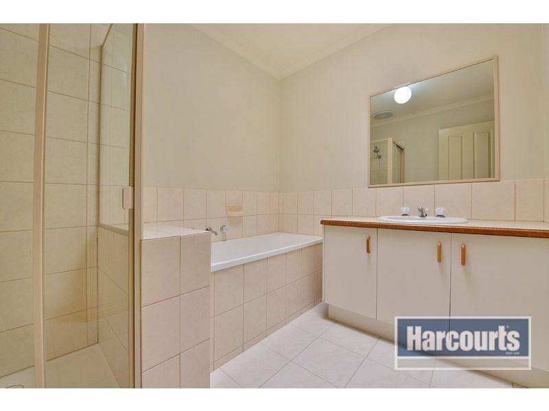 6 Noel Road, Langwarrin VIC 3910