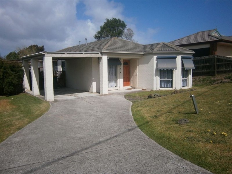 16 Rodney Court, Skye VIC 3977